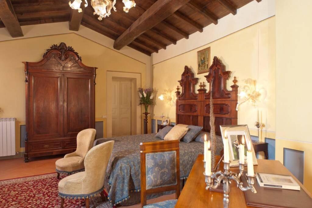 Villa Liz Tuscany, Private Pool, Hot Tub, Property Fenced, Pets Allowed Poppi Kültér fotó