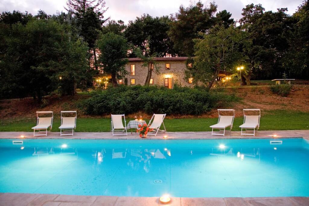 Villa Liz Tuscany, Private Pool, Hot Tub, Property Fenced, Pets Allowed Poppi Kültér fotó