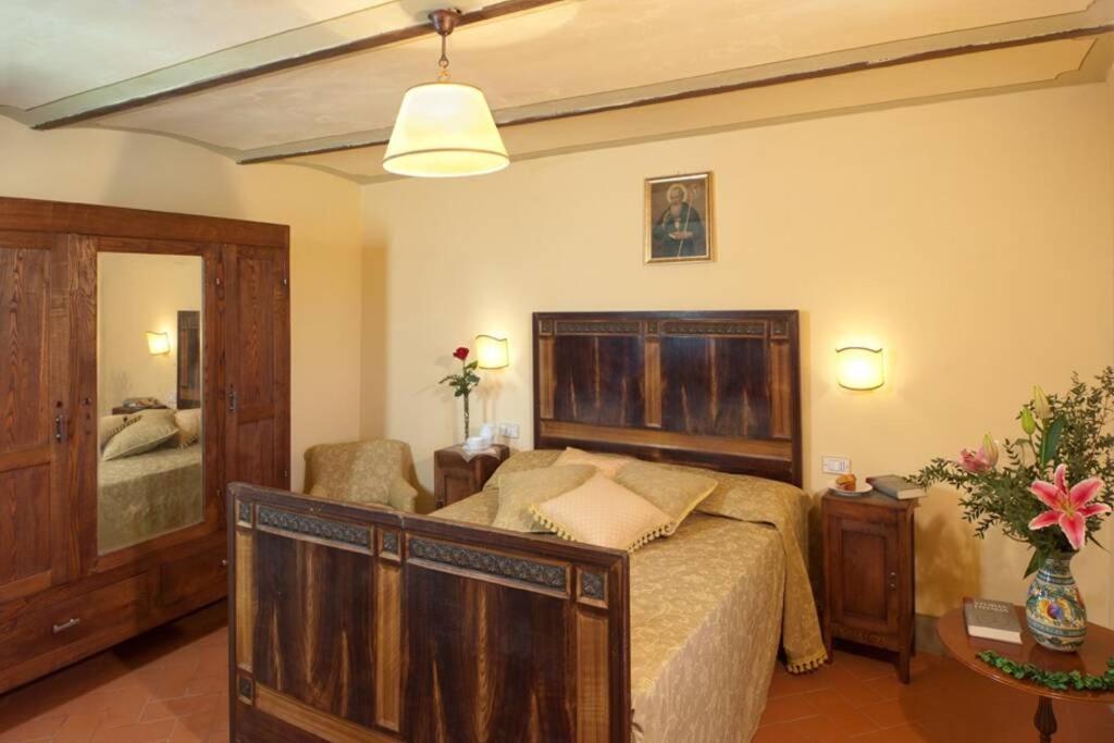 Villa Liz Tuscany, Private Pool, Hot Tub, Property Fenced, Pets Allowed Poppi Kültér fotó