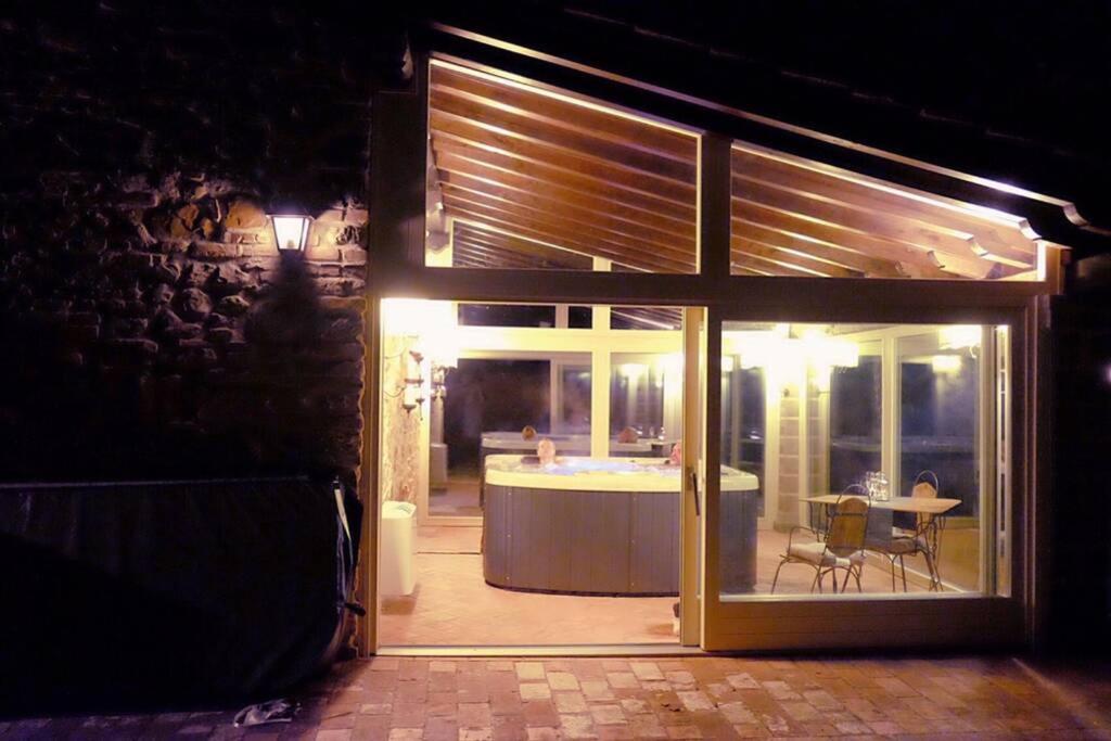 Villa Liz Tuscany, Private Pool, Hot Tub, Property Fenced, Pets Allowed Poppi Kültér fotó