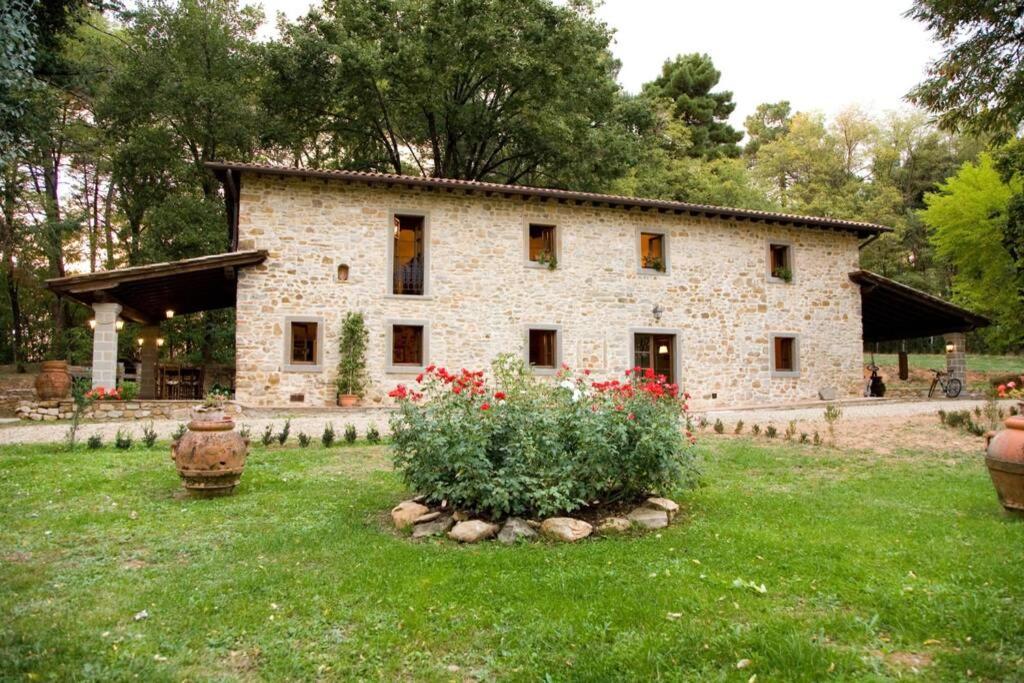 Villa Liz Tuscany, Private Pool, Hot Tub, Property Fenced, Pets Allowed Poppi Kültér fotó